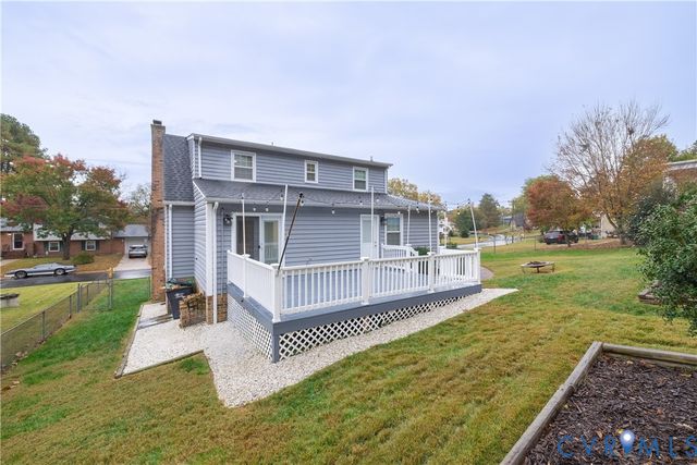 112 Sherwood Dr, Colonial Heights, VA 23834