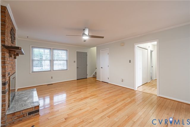 112 Sherwood Dr, Colonial Heights, VA 23834