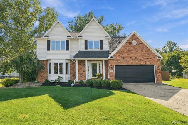 17 Vicente Court, Amherst, NY 14051