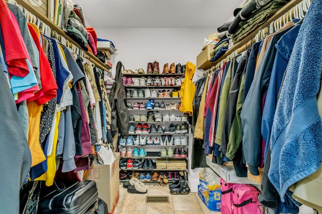 100 Mockingbird Ln, Hartsville, TN 37074