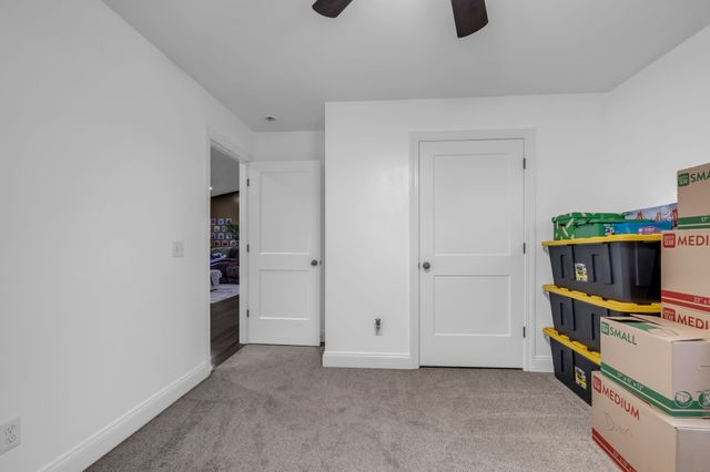 100 Mockingbird Ln, Hartsville, TN 37074