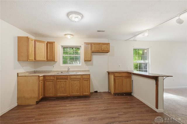 633 Neosha Avenue, Springfield Twp, OH 45505