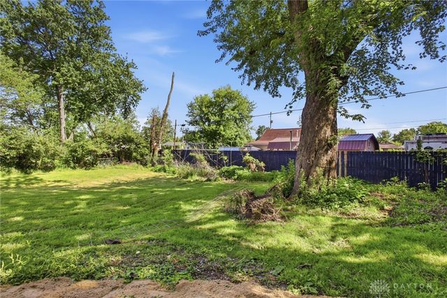 633 Neosha Avenue, Springfield Twp, OH 45505