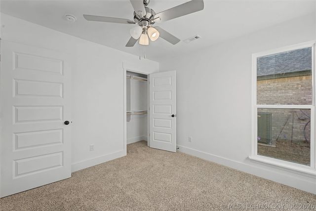 2072 130th Lane S, Jenks, OK 74037