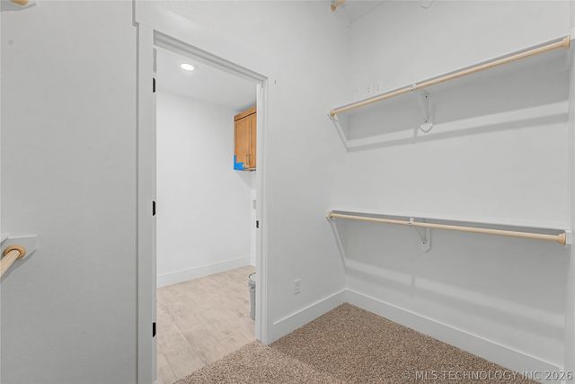 2072 130th Lane S, Jenks, OK 74037