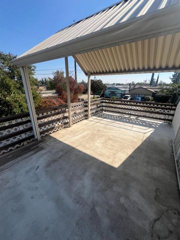 4804 N Diana Street, Fresno, CA 93726