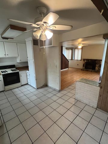 4804 N Diana Street, Fresno, CA 93726