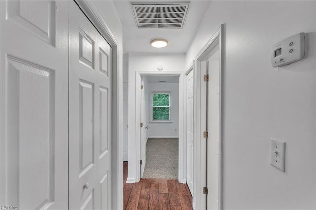208 Locust ST, Suffolk, VA 23434