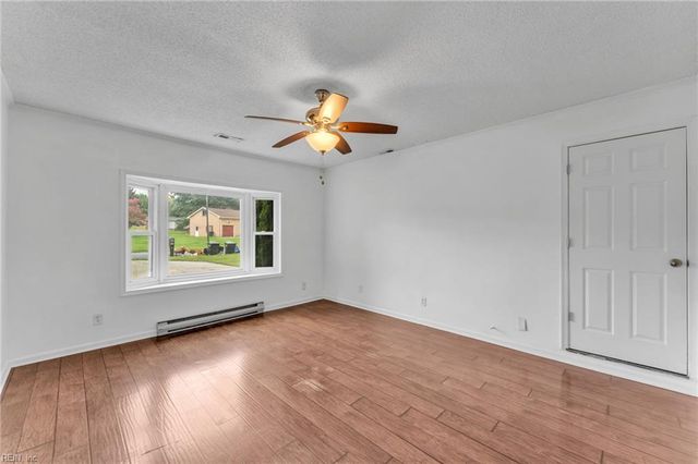 208 Locust ST, Suffolk, VA 23434