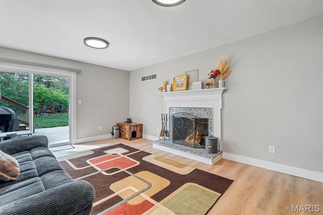 1 Picardy Drive, Lake St Louis, MO 63367