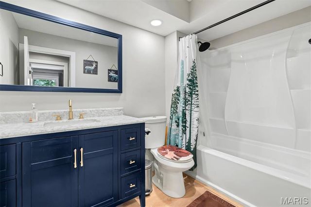 1 Picardy Drive, Lake St Louis, MO 63367