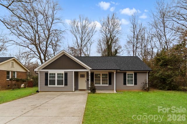 4117 Colebrook Road, Charlotte, NC 28215