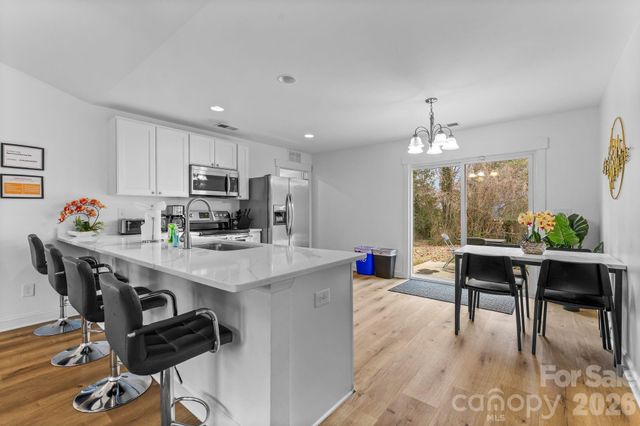 4117 Colebrook Road, Charlotte, NC 28215