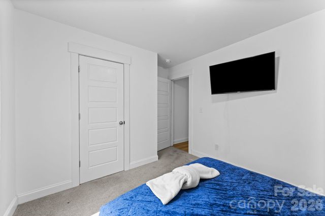 4117 Colebrook Road, Charlotte, NC 28215