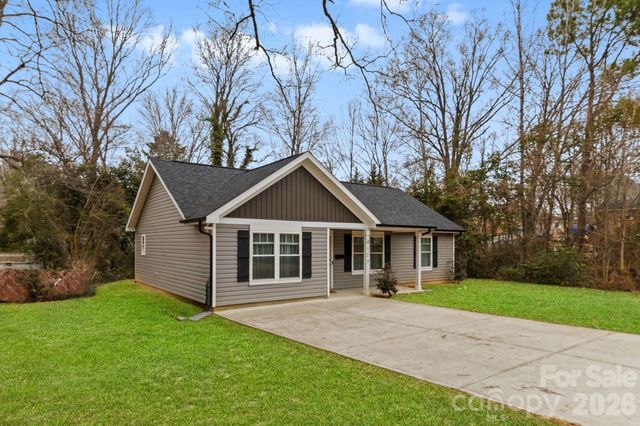 4117 Colebrook Road, Charlotte, NC 28215