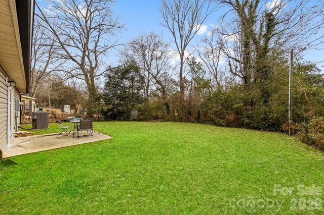 4117 Colebrook Road, Charlotte, NC 28215