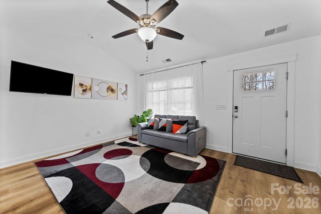 4117 Colebrook Road, Charlotte, NC 28215