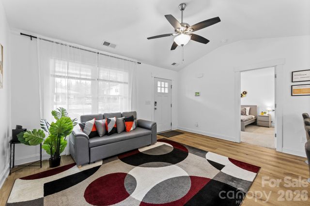 4117 Colebrook Road, Charlotte, NC 28215