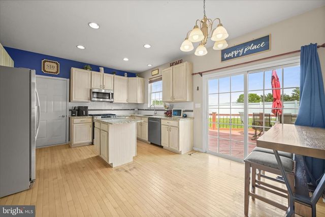 2963 BALI DR, Manchester, MD 21102