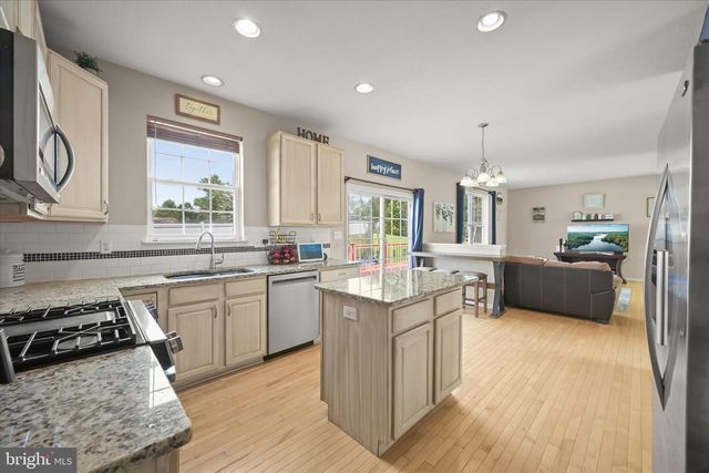 2963 BALI DR, Manchester, MD 21102