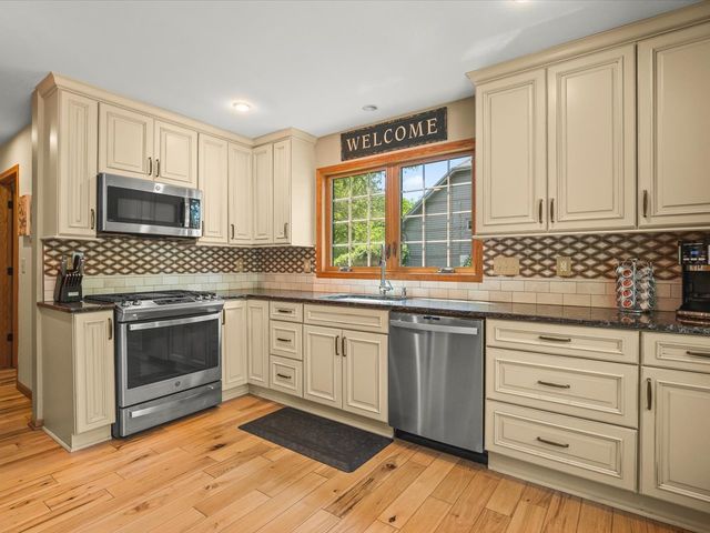 5980 Heritage Place, Loves Park, IL 61111