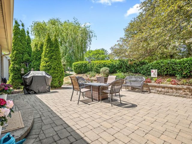 5980 Heritage Place, Loves Park, IL 61111