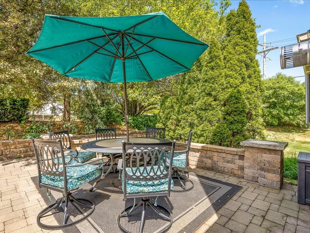 5980 Heritage Place, Loves Park, IL 61111