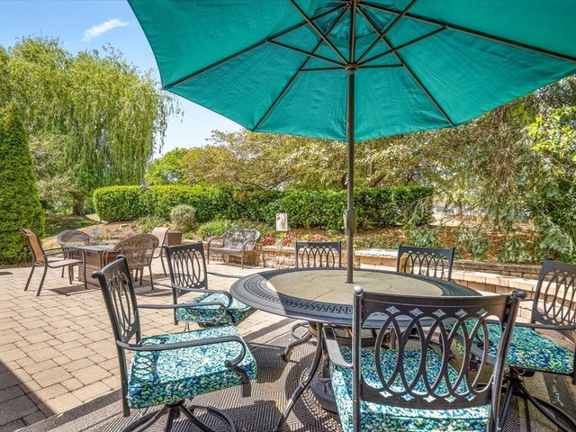 5980 Heritage Place, Loves Park, IL 61111