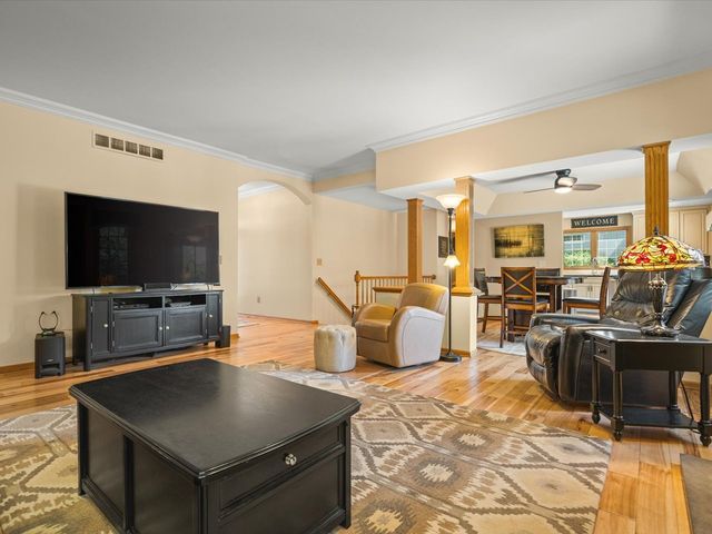 5980 Heritage Place, Loves Park, IL 61111