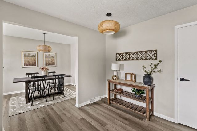 2118 W 30th Street, Davenport, IA 52804
