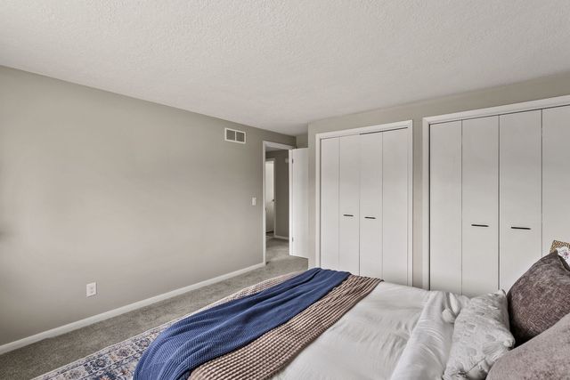 2118 W 30th Street, Davenport, IA 52804