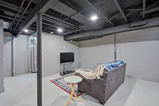 34573 Chope Place, Clinton Twp, MI 48035