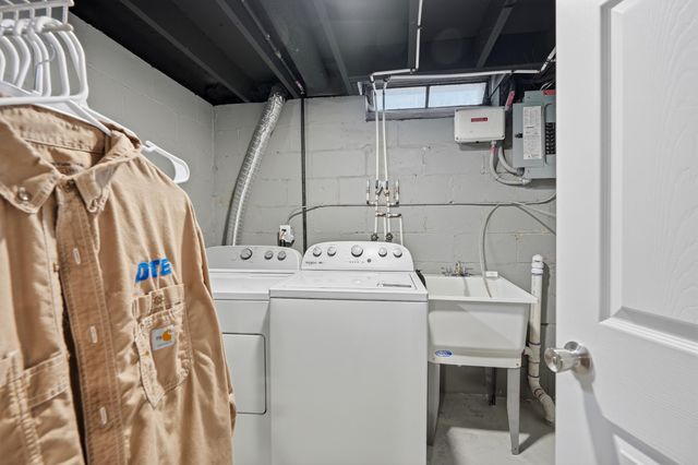 34573 Chope Place, Clinton Twp, MI 48035