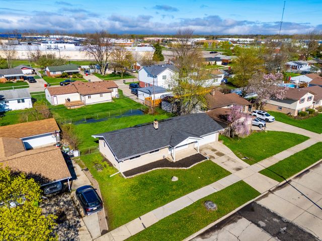 34573 Chope Place, Clinton Twp, MI 48035