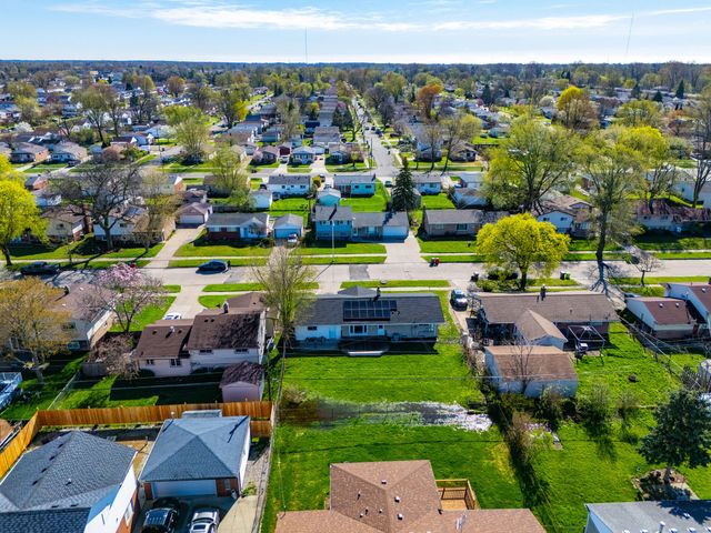 34573 Chope Place, Clinton Twp, MI 48035