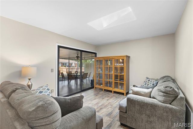 701 Chevron Drive, Mehlville, MO 63125