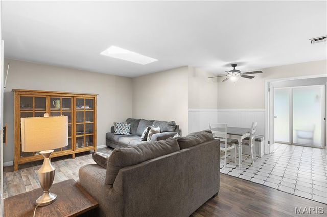 701 Chevron Drive, Mehlville, MO 63125