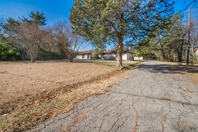 424 Ridgeview Road, Sherman, TX 75092