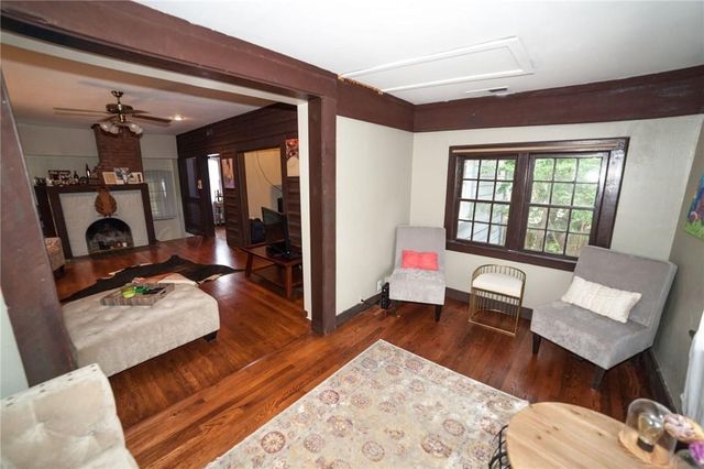 4038 N Roswell Street, Dallas, TX 75219