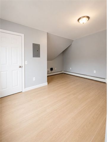40 Norwich Avenue 3, Providence, RI 02905