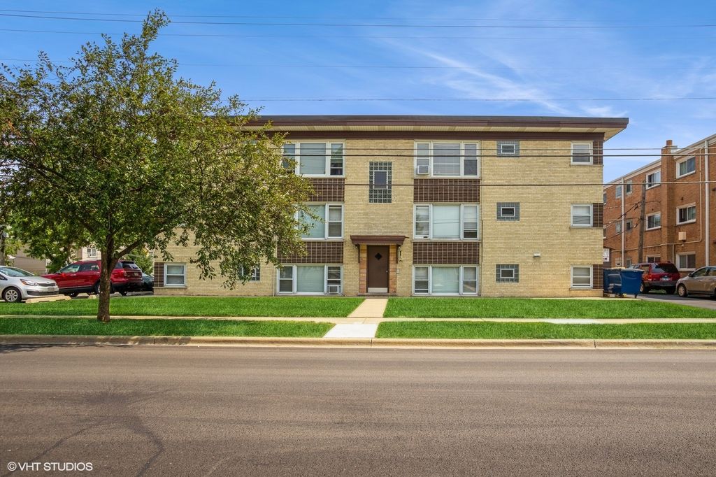 9791 Ivanhoe Avenue 1S, Schiller Park, IL 60176
