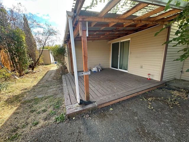 2344 Howard Avenue, Medford, OR 97501