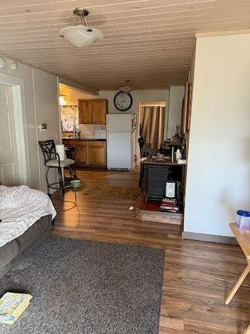 2344 Howard Avenue, Medford, OR 97501