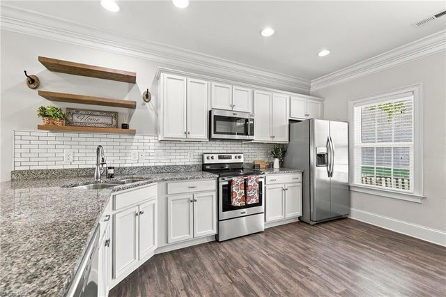22 Pisgah Forest Circle, Greensboro, NC 27455