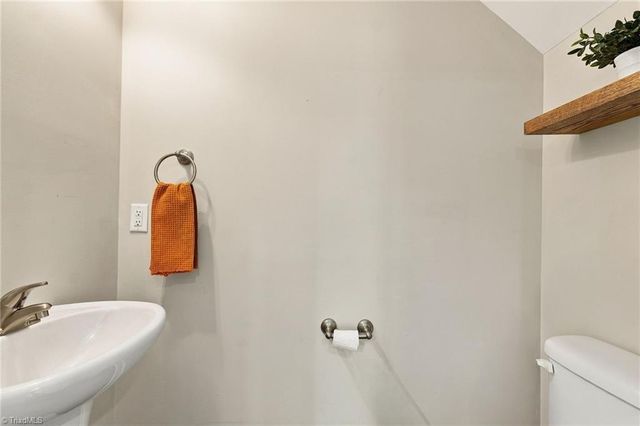22 Pisgah Forest Circle, Greensboro, NC 27455