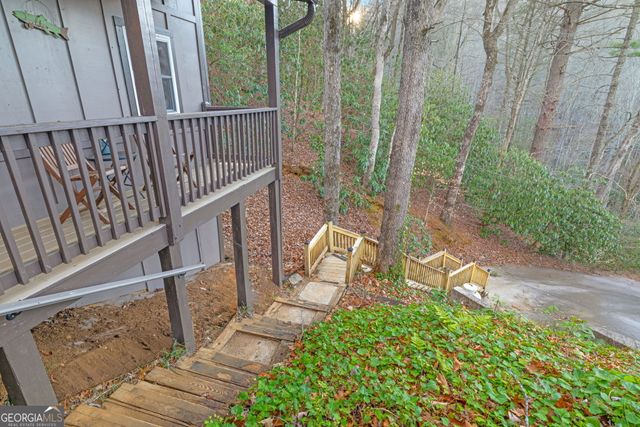 185 Pope Dickson Lane, Clarkesville, GA 30523