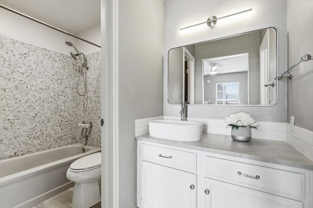 8430 Brittania Way, Dallas, TX 75243