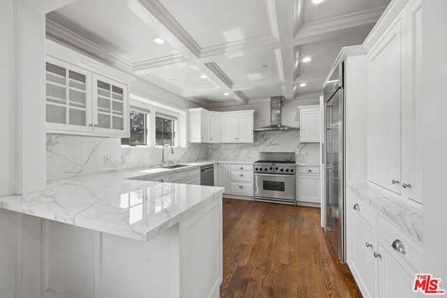 4316 N Clybourn Avenue, Burbank, CA 91505