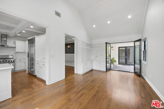 4316 N Clybourn Avenue, Burbank, CA 91505