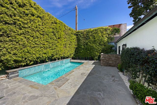 4316 N Clybourn Avenue, Burbank, CA 91505